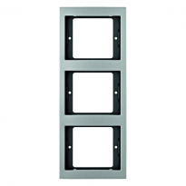 RAMKA POTRÓJNA PIONOWA ALUMINIUM K.5 - HAGER - 13337003
