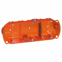 PUSZKA POTRÓJNA DOSTOSOWANA DO KAŻDEJ ŚCIANY 40 MM BATIBOX - LEGRAND - 080103
