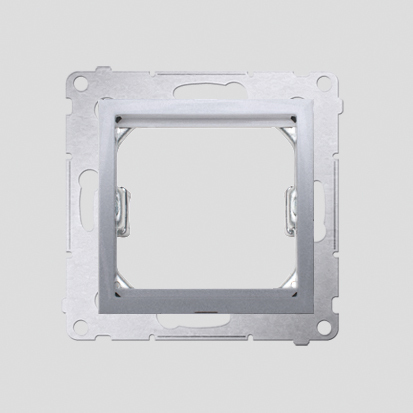 Adapter (przejściówka) na osprzęt standardu 45 × 45 mm; srebrny mat *Do gniazd teleinformatycznych Simon Connect - KONTAKT SIMON - DA45.01/43