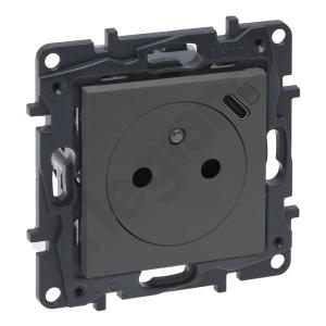 GNIAZDO POJEDYNCZE Z UZIEMIENIEM 2P+Z Z PRZESŁONĄ USB TYP C UMIESZCZONY W PLAKIETCE ZACISKI AUTOMATYCZNE 16A 230V STALOWY NILOE STEP - LEGRAND - 863438