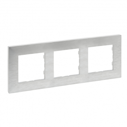 RAMKA POTRÓJNA SZCZOTKOWANE ALUMINIUM NILOE STEP - LEGRAND - 863893
