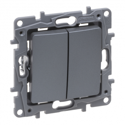 NILOE SELECTION - ŁĄCZNIK ŚWIECZNIKOWY 10 AX  STAL - LEGRAND - 762305