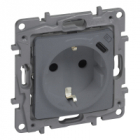 NILOE SELECTION - GNIAZDO 2P+Z PŁASKIE  16 A - 250 V~ + USB TYP C W PLAKIETCE (Z PRZESŁONĄ, ZACISKI AUTOMATYCZNE) STAL - LEGRAND - 762396